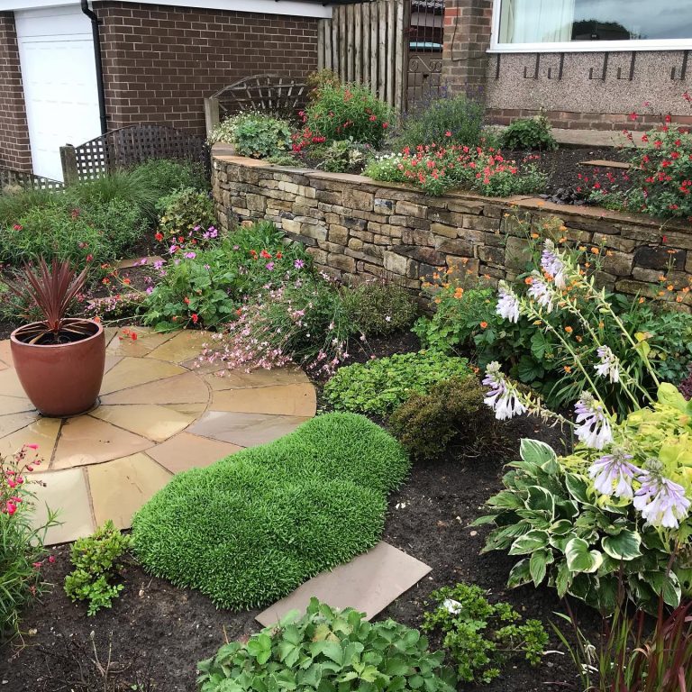 Tiered Front Garden in Gee Cross