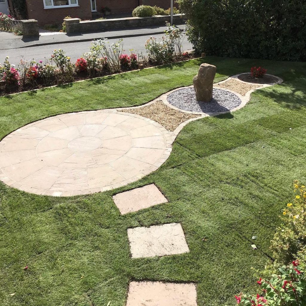 Circular Patio and Lawn